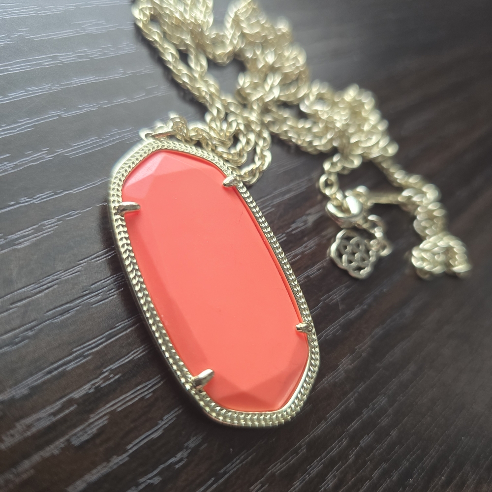Kendra Scott Coral Rae